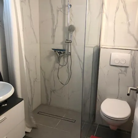 Chambrette Bei Kassel *